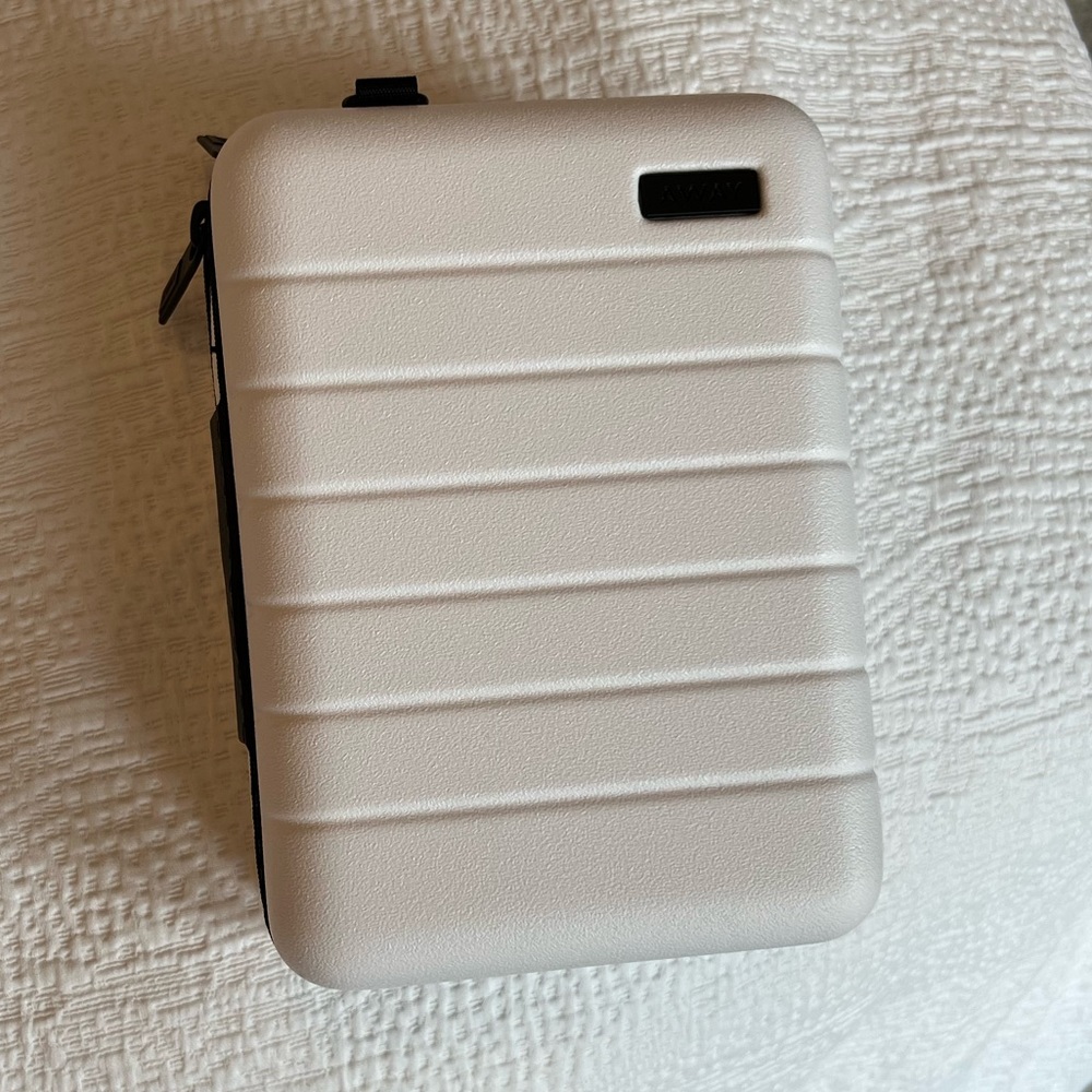AWAY Mini Hard Shell Toiletry Case in White